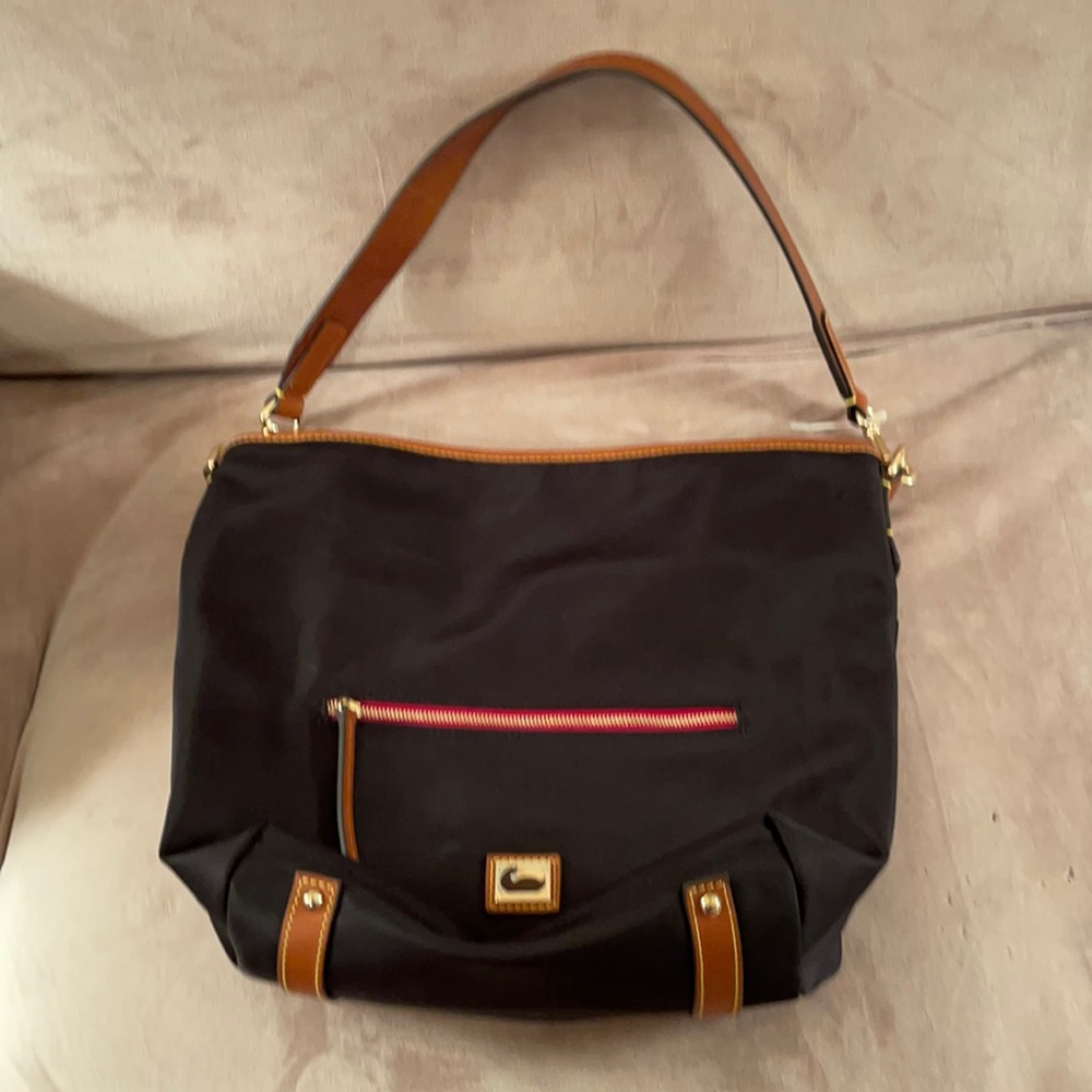 Brand new Dooney and Bourke shoulder bag
